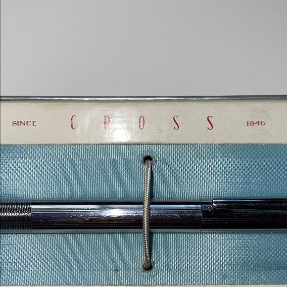 Vintage Cross Classic Century Silver Pen in Box. - Picture 4 of 4